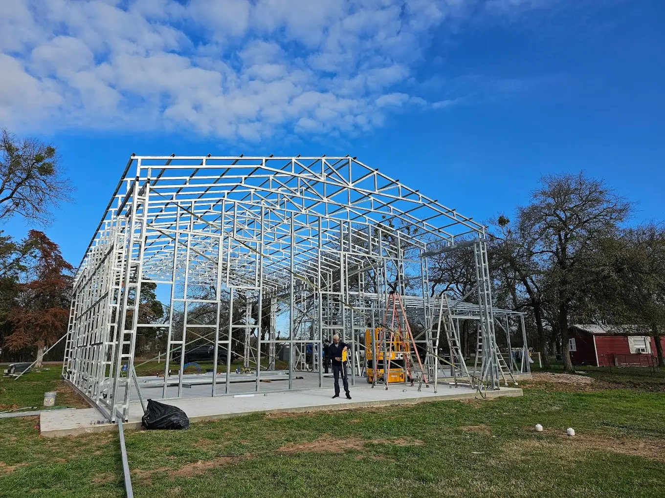 Custom steel building constructed by Heart of Texas Construction in Central Texas