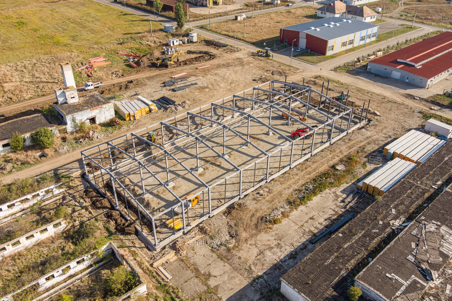 Steel frame structure under construction by Heart of Texas Construction LLC, designed for durability and versatility in a commercial setting.